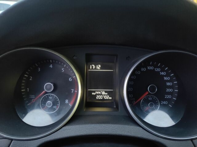 Белый Фольксваген Гольф, объемом двигателя 1.4 л и пробегом 200 тыс. км за 5850 $, фото 5 на Automoto.ua