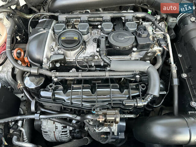 Белый Фольксваген Гольф, объемом двигателя 1.8 л и пробегом 103 тыс. км за 8500 $, фото 88 на Automoto.ua