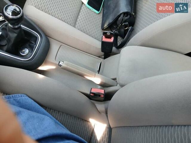 Белый Фольксваген Гольф, объемом двигателя 1.4 л и пробегом 162 тыс. км за 6999 $, фото 6 на Automoto.ua