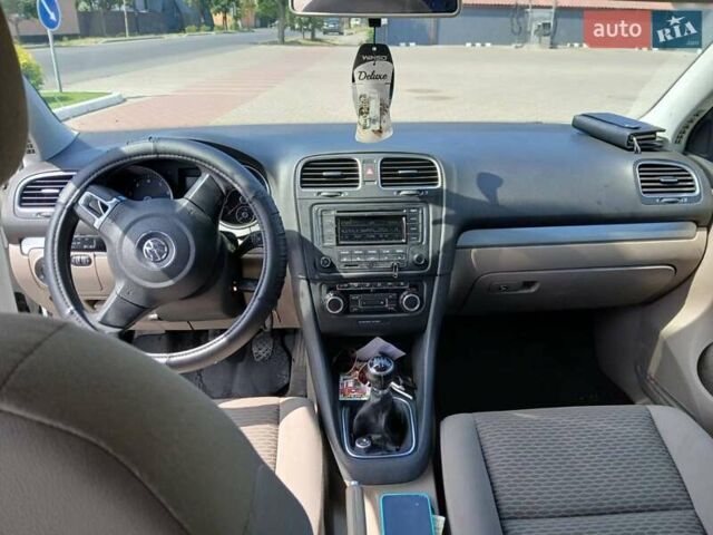 Белый Фольксваген Гольф, объемом двигателя 1.4 л и пробегом 162 тыс. км за 6999 $, фото 8 на Automoto.ua