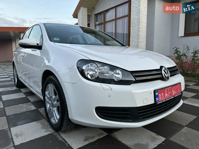 Белый Фольксваген Гольф, объемом двигателя 1.8 л и пробегом 103 тыс. км за 8500 $, фото 11 на Automoto.ua