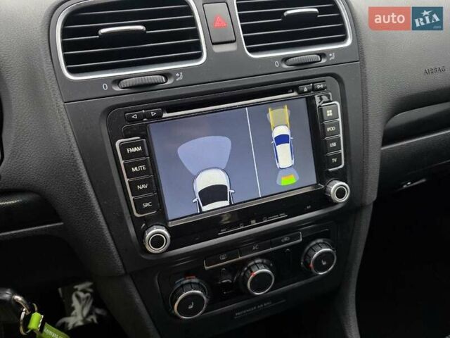 Белый Фольксваген Гольф, объемом двигателя 1.4 л и пробегом 247 тыс. км за 6799 $, фото 6 на Automoto.ua