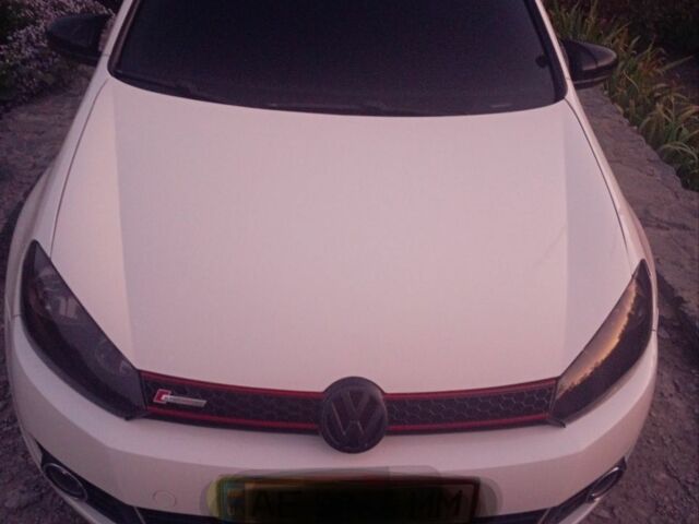 Белый Фольксваген Гольф, объемом двигателя 2.5 л и пробегом 208 тыс. км за 7500 $, фото 5 на Automoto.ua