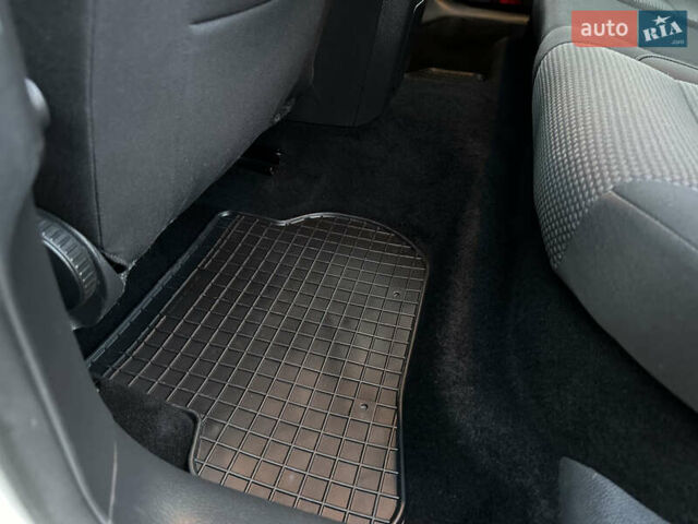 Белый Фольксваген Гольф, объемом двигателя 1.8 л и пробегом 103 тыс. км за 8500 $, фото 39 на Automoto.ua