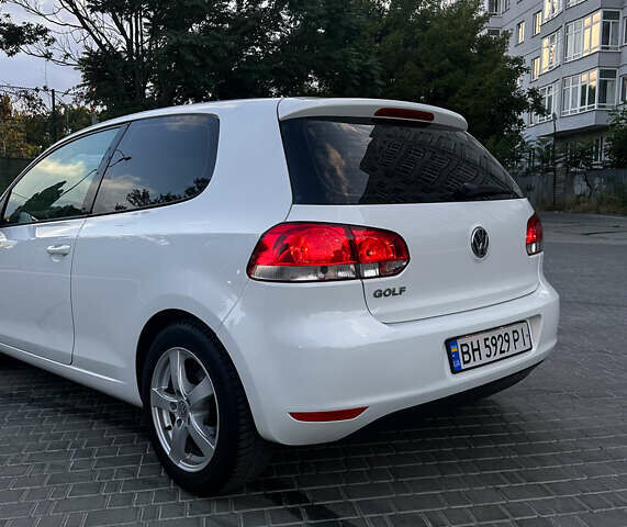 Білий Фольксваген Гольф, об'ємом двигуна 1.39 л та пробігом 260 тис. км за 6300 $, фото 16 на Automoto.ua