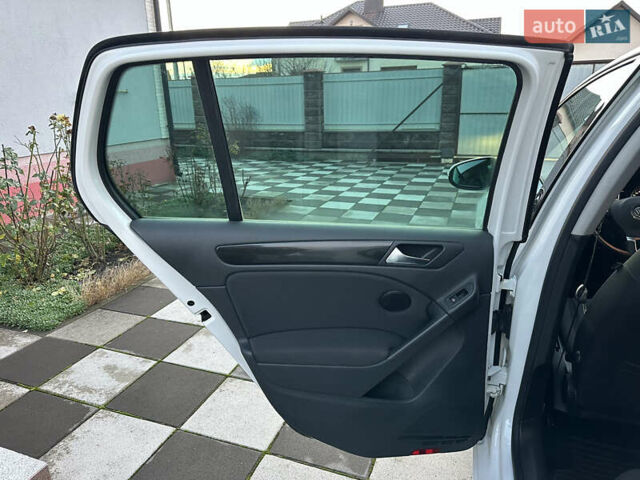 Белый Фольксваген Гольф, объемом двигателя 1.8 л и пробегом 103 тыс. км за 8500 $, фото 35 на Automoto.ua