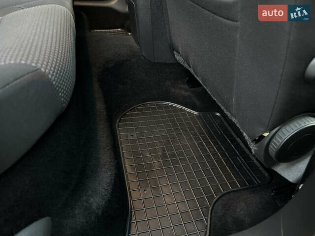 Белый Фольксваген Гольф, объемом двигателя 1.8 л и пробегом 103 тыс. км за 8500 $, фото 54 на Automoto.ua