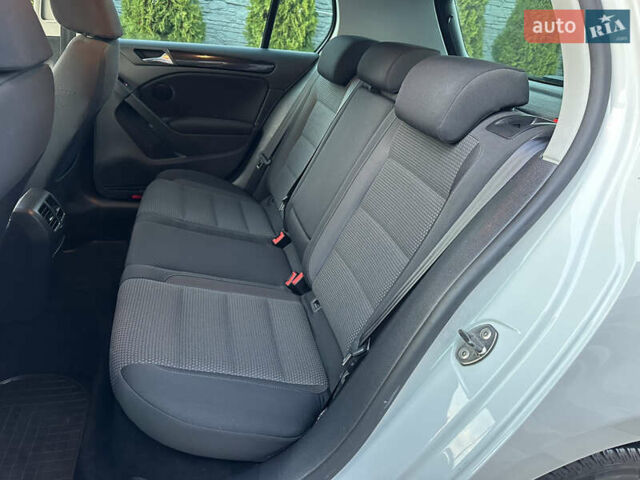 Белый Фольксваген Гольф, объемом двигателя 1.8 л и пробегом 103 тыс. км за 8500 $, фото 38 на Automoto.ua