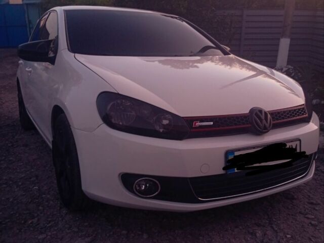 Белый Фольксваген Гольф, объемом двигателя 2.5 л и пробегом 208 тыс. км за 7500 $, фото 3 на Automoto.ua