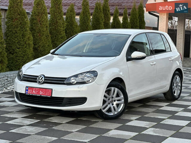 Белый Фольксваген Гольф, объемом двигателя 1.8 л и пробегом 103 тыс. км за 8500 $, фото 4 на Automoto.ua
