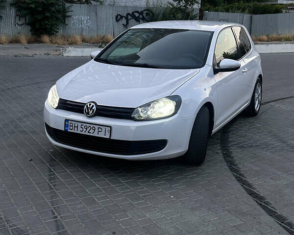 Білий Фольксваген Гольф, об'ємом двигуна 1.39 л та пробігом 260 тис. км за 6300 $, фото 41 на Automoto.ua