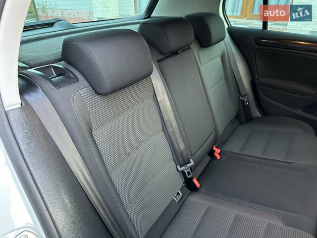 Белый Фольксваген Гольф, объемом двигателя 1.8 л и пробегом 103 тыс. км за 8500 $, фото 56 на Automoto.ua