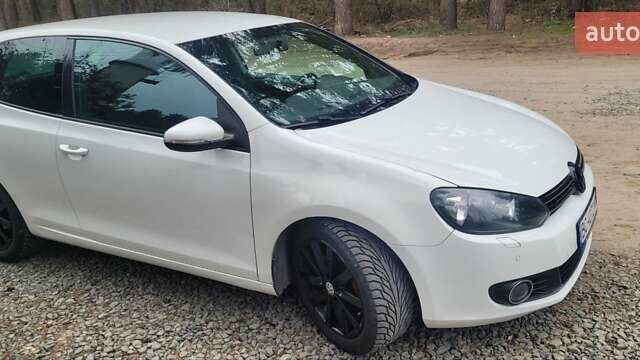 Белый Фольксваген Гольф, объемом двигателя 1.39 л и пробегом 246 тыс. км за 6500 $, фото 7 на Automoto.ua
