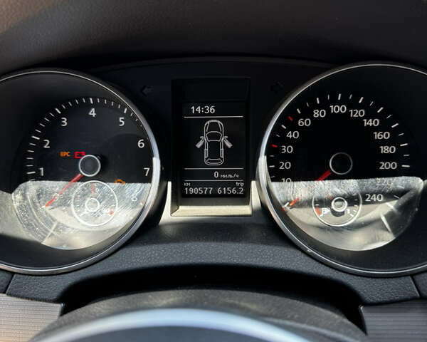 Белый Фольксваген Гольф, объемом двигателя 1.39 л и пробегом 190 тыс. км за 9200 $, фото 15 на Automoto.ua