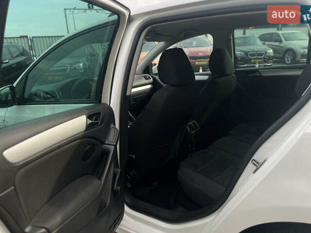 Белый Фольксваген Гольф, объемом двигателя 1.4 л и пробегом 192 тыс. км за 8700 $, фото 14 на Automoto.ua