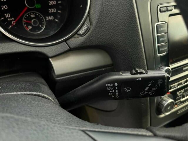 Белый Фольксваген Гольф, объемом двигателя 1.4 л и пробегом 192 тыс. км за 8700 $, фото 20 на Automoto.ua