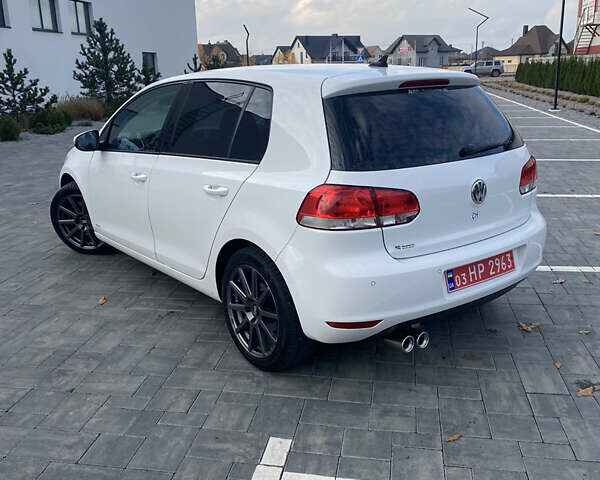 Белый Фольксваген Гольф, объемом двигателя 1.39 л и пробегом 257 тыс. км за 8900 $, фото 10 на Automoto.ua