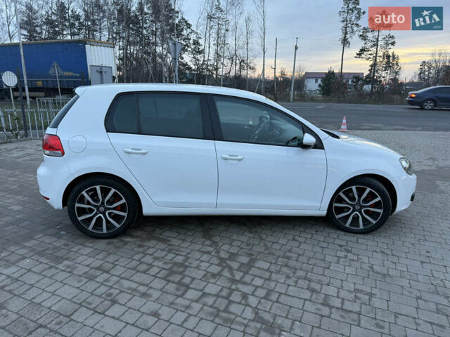 Белый Фольксваген Гольф, объемом двигателя 1.6 л и пробегом 245 тыс. км за 7700 $, фото 6 на Automoto.ua