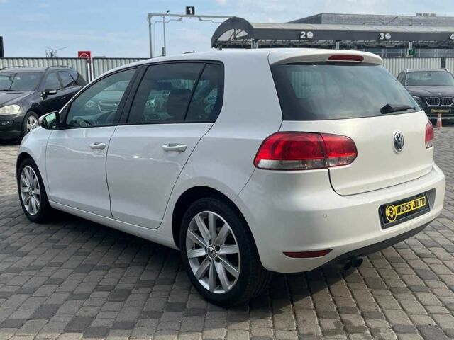 Белый Фольксваген Гольф, объемом двигателя 1.4 л и пробегом 192 тыс. км за 8700 $, фото 4 на Automoto.ua