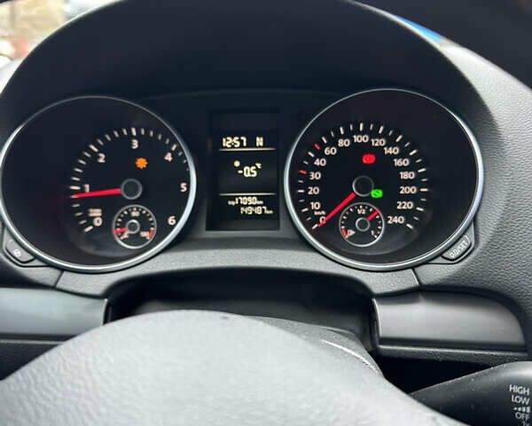 Белый Фольксваген Гольф, объемом двигателя 1.6 л и пробегом 260 тыс. км за 7500 $, фото 8 на Automoto.ua