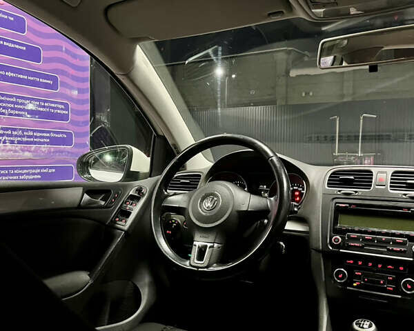 Белый Фольксваген Гольф, объемом двигателя 1.97 л и пробегом 281 тыс. км за 7400 $, фото 16 на Automoto.ua