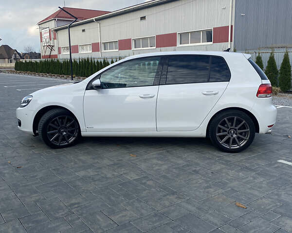 Белый Фольксваген Гольф, объемом двигателя 1.39 л и пробегом 257 тыс. км за 8900 $, фото 6 на Automoto.ua