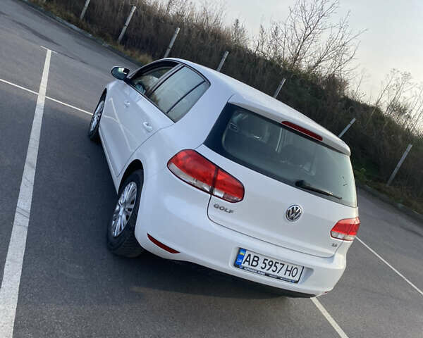 Белый Фольксваген Гольф, объемом двигателя 1.6 л и пробегом 177 тыс. км за 7250 $, фото 3 на Automoto.ua