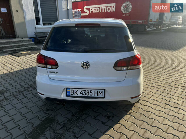 Білий Фольксваген Гольф, об'ємом двигуна 2.48 л та пробігом 268 тис. км за 9500 $, фото 7 на Automoto.ua