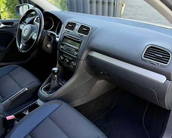 Белый Фольксваген Гольф, объемом двигателя 1.39 л и пробегом 192 тыс. км за 7190 $, фото 16 на Automoto.ua