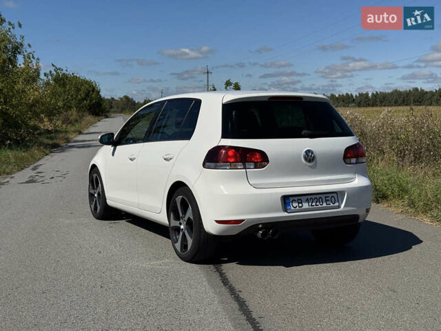 Белый Фольксваген Гольф, объемом двигателя 1.4 л и пробегом 254 тыс. км за 7200 $, фото 2 на Automoto.ua