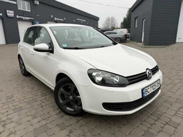 Білий Фольксваген Гольф, об'ємом двигуна 2 л та пробігом 280 тис. км за 8000 $, фото 4 на Automoto.ua