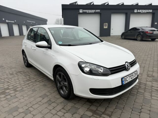 Білий Фольксваген Гольф, об'ємом двигуна 2 л та пробігом 280 тис. км за 8000 $, фото 5 на Automoto.ua