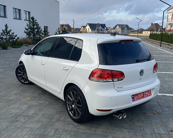 Белый Фольксваген Гольф, объемом двигателя 1.39 л и пробегом 257 тыс. км за 8900 $, фото 12 на Automoto.ua