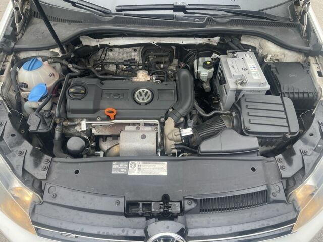 Білий Фольксваген Гольф, об'ємом двигуна 1.4 л та пробігом 180 тис. км за 8500 $, фото 6 на Automoto.ua