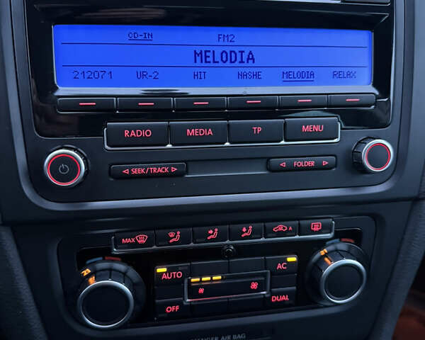 Белый Фольксваген Гольф, объемом двигателя 1.6 л и пробегом 245 тыс. км за 7700 $, фото 17 на Automoto.ua