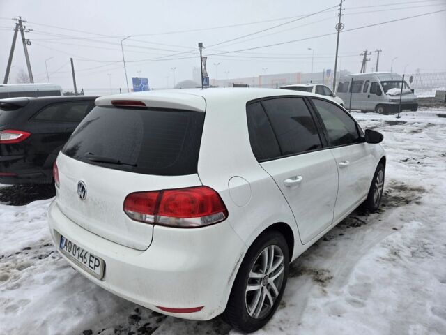 Белый Фольксваген Гольф, объемом двигателя 0 л и пробегом 248 тыс. км за 5999 $, фото 2 на Automoto.ua