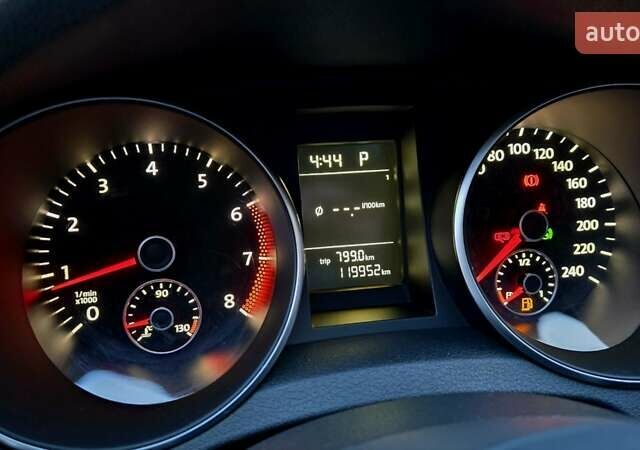 Белый Фольксваген Гольф, объемом двигателя 1.6 л и пробегом 119 тыс. км за 9399 $, фото 46 на Automoto.ua