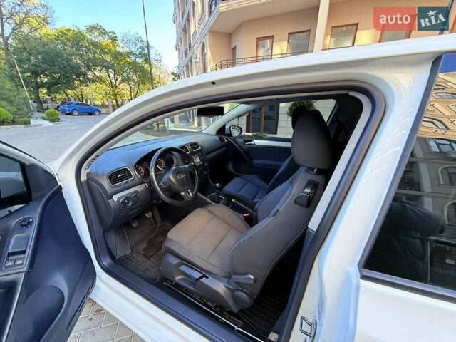 Фольксваген Гольф 2011 у Одесі на Automoto.ua Білий Фольксваген Гольф, об'ємом двигуна 1.39 л та пробігом 171 тис. км за 7600 $, фото 37 на Automoto.ua