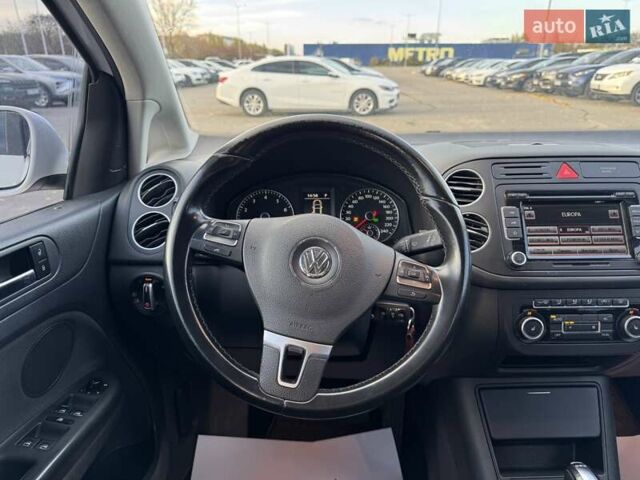 Белый Фольксваген Гольф, объемом двигателя 1.39 л и пробегом 171 тыс. км за 8500 $, фото 14 на Automoto.ua