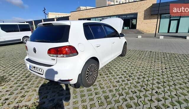 Белый Фольксваген Гольф, объемом двигателя 1.6 л и пробегом 228 тыс. км за 7800 $, фото 13 на Automoto.ua