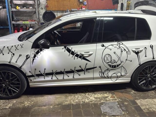 Фольксваген Гольф 2011 в Полтаве на Automoto.ua Белый Фольксваген Гольф, объемом двигателя 2 л и пробегом 159 тыс. км за 13000 $, фото 4 на Automoto.ua