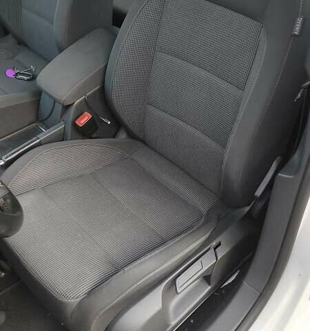 Белый Фольксваген Гольф, объемом двигателя 1.39 л и пробегом 180 тыс. км за 8750 $, фото 9 на Automoto.ua