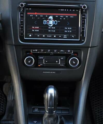 Белый Фольксваген Гольф, объемом двигателя 1.39 л и пробегом 132 тыс. км за 8800 $, фото 31 на Automoto.ua