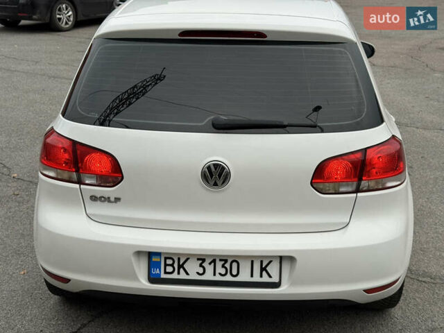 Фольксваген Гольф 2011 у Сваляве на Automoto.ua Білий Фольксваген Гольф, об'ємом двигуна 1.4 л та пробігом 209 тис. км за 6999 $, фото 30 на Automoto.ua