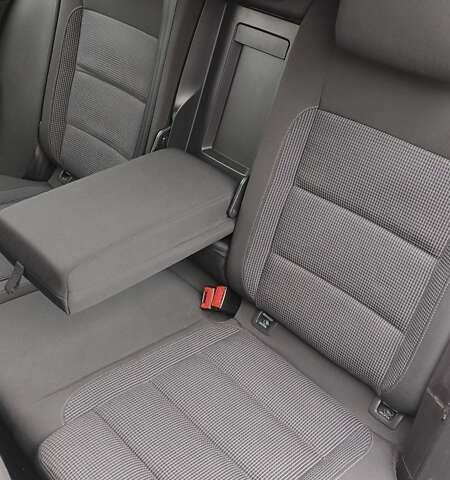 Белый Фольксваген Гольф, объемом двигателя 1.39 л и пробегом 180 тыс. км за 8750 $, фото 17 на Automoto.ua