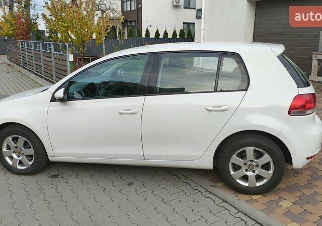Белый Фольксваген Гольф, объемом двигателя 1.39 л и пробегом 180 тыс. км за 8750 $, фото 4 на Automoto.ua