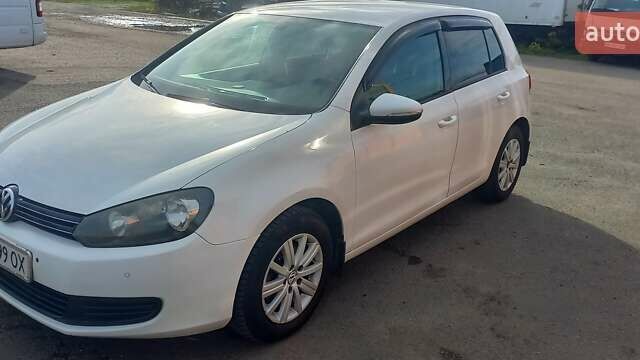 Белый Фольксваген Гольф, объемом двигателя 1.39 л и пробегом 225 тыс. км за 8299 $, фото 13 на Automoto.ua