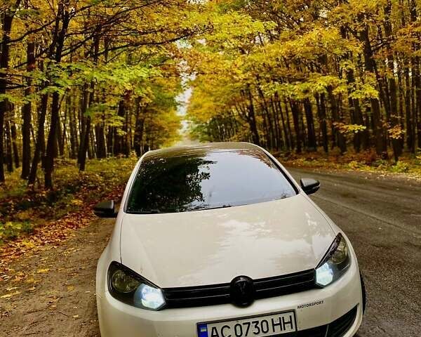 Белый Фольксваген Гольф, объемом двигателя 1.6 л и пробегом 202 тыс. км за 7900 $, фото 15 на Automoto.ua