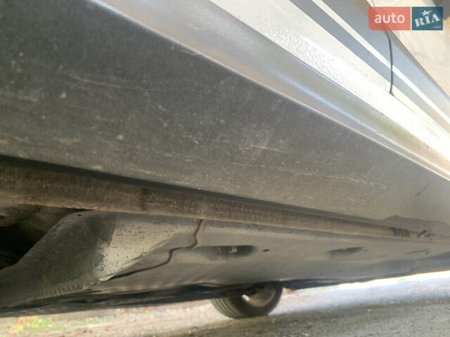 Белый Фольксваген Гольф, объемом двигателя 1.98 л и пробегом 212 тыс. км за 9199 $, фото 7 на Automoto.ua