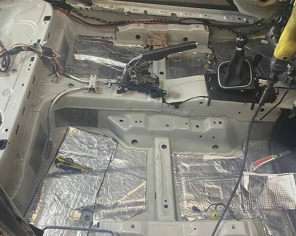 Белый Фольксваген Гольф, объемом двигателя 1.6 л и пробегом 202 тыс. км за 7900 $, фото 9 на Automoto.ua